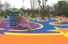 亞強(qiáng)體育施工案例:幼兒園塑膠場地